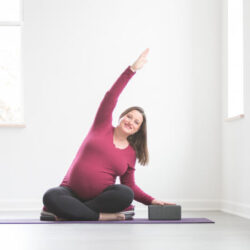 دانلود رایگان پلی لیست موسیقی بی کلام یوگا و بارداری (Pregnancy Yoga)