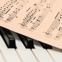 دانلود رایگان پلی لیست 95 موسیقی بی کلام ساز پیانو (lofi piano 2)