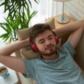 دانلود رایگان پلی لیست موسیقی بی کلام لو فای چیل برای استراحت (Lofi Chill)