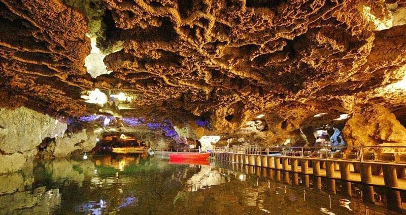 غار علیصدر بزرگترین غار آبی جهان و شگفتی طبیعی ایران